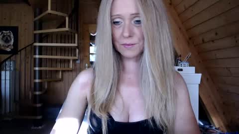 Jasmiiinfox online show from 06-12-26, 05:34