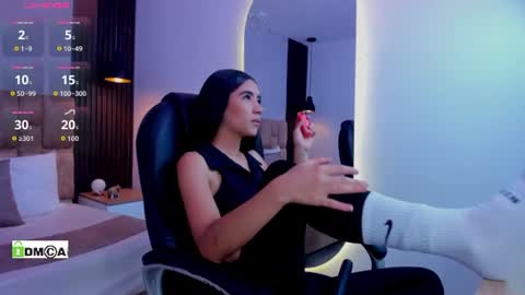 Snapshot of jasmin_adams chatting on 06-30-26, 12:06 Jasmin online show from 06-30-26, 12:06