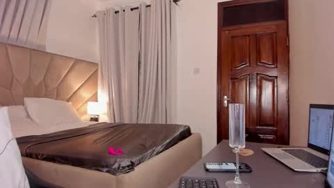 jasmin_melons online show from 02-12-26, 11:00