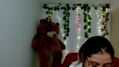 Snapshot of jasmine609087 chatting on 11-27-25, 01:24 jasmine609087 online show from 11-27-25, 01:24