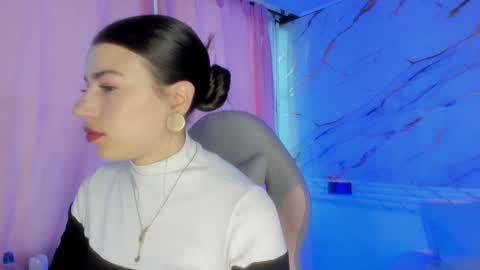 Snapshot of jasmine_hyper_1 chatting on 01-24-25, 08:22 Jas online show from 01-24-25, 08:22