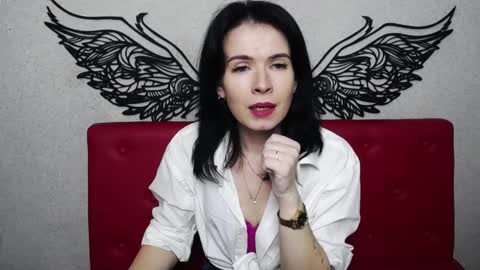 Snapshot of jasminekouch chatting on 01-31-25, 04:03 JasmineKouch online show from 01-31-25, 04:03