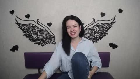 Snapshot of jasminekouch chatting on 10-17-25, 05:26 JasmineKouch online show from 10-17-25, 05:26