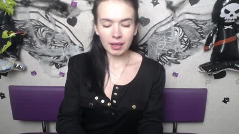 Snapshot of jasminekouch chatting on 11-05-25, 06:52 JasmineKouch online show from 11-05-25, 06:52