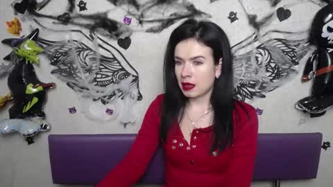 Snapshot of jasminekouch chatting on 11-11-25, 06:41 JasmineKouch online show from 11-11-25, 06:41