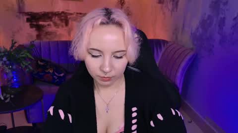 Snapshot of jasminemilko chatting on 02-11-25, 11:32 Jasmine online show from 02-11-25, 11:32