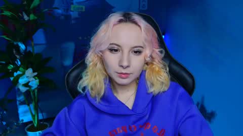 Snapshot of jasminemilko chatting on 02-25-25, 05:08 Jasmine online show from 02-25-25, 05:08