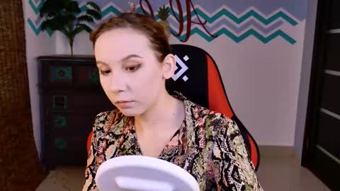 Snapshot of jasminemilko chatting on 10-21-25, 05:19 Jasmine online show from 10-21-25, 05:19