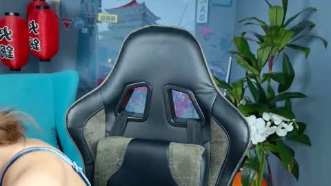 Snapshot of jasminemilko chatting on 11-18-25, 05:01 Jasmine online show from 11-18-25, 05:01