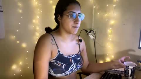 Jasmine online show from 04-09-26, 12:21