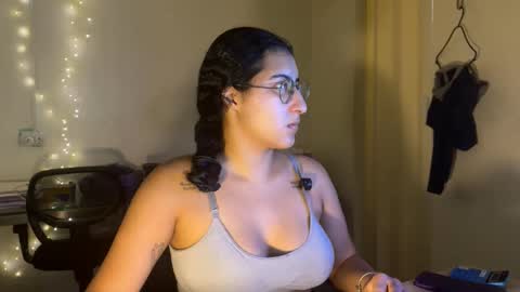 Jasmine online show from 05-06-26, 04:45
