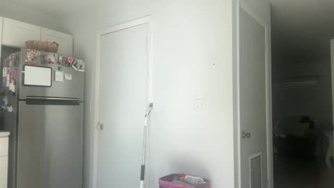 Jasmine Tate online show from 11-18-25, 03:38