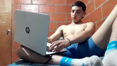 Snapshot of jason_bless1 chatting on 09-19-25, 02:13 JASON BLESS1 online show from 09-19-25, 02:13