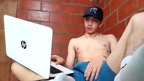 Snapshot of jason_bless1 chatting on 11-09-25, 12:58 JASON BLESS1 online show from 11-09-25, 12:58