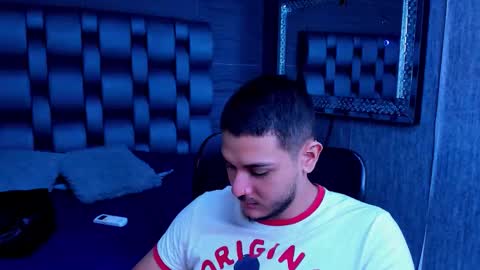 Snapshot of jason_shaw_ chatting on 09-13-25, 03:39 Jasson Shaw online show from 09-13-25, 03:39