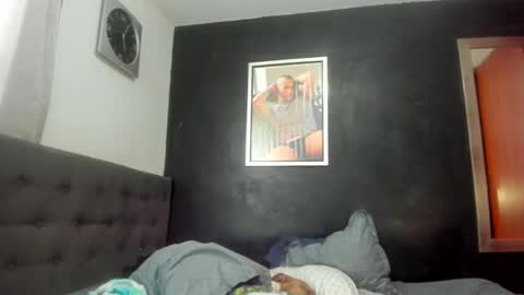    online show from 11-25-25, 03:34