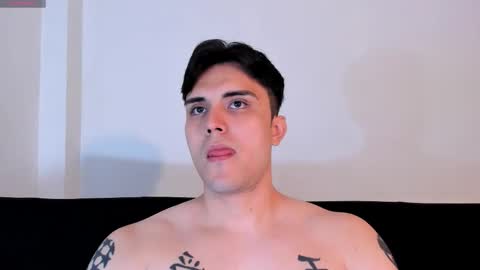 Snapshot of jasonxd98 chatting on 09-25-25, 02:15 Jason online show from 09-25-25, 02:15