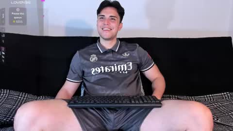 Snapshot of jasonxd98 chatting on 09-28-25, 01:44 Jason online show from 09-28-25, 01:44