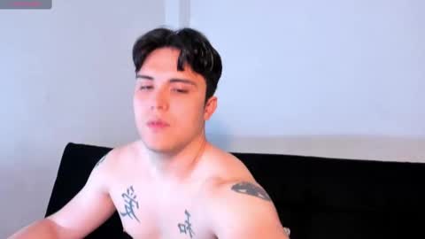 Snapshot of jasonxd98 chatting on 10-09-25, 01:25 Jason online show from 10-09-25, 01:25