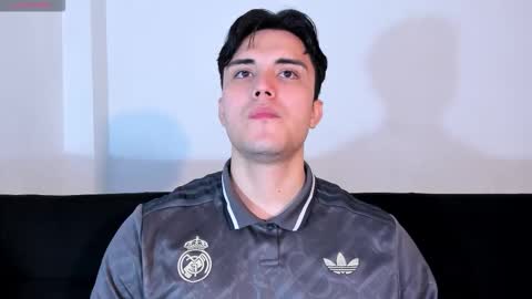 Snapshot of jasonxd98 chatting on 10-12-25, 07:02 Jason online show from 10-12-25, 07:02