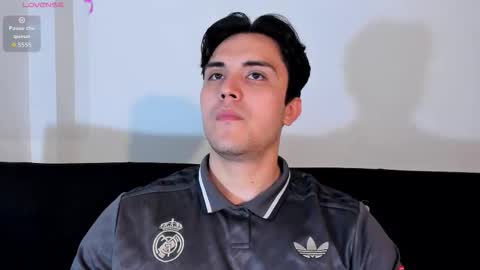 Snapshot of jasonxd98 chatting on 11-05-25, 01:27 Jason online show from 11-05-25, 01:27