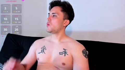 Snapshot of jasonxd98 chatting on 11-18-25, 01:15 Jason online show from 11-18-25, 01:15