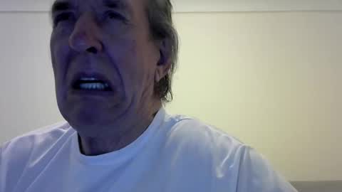 Snapshot of jaspal55 chatting on 10-26-25, 02:01 jaspal55 online show from 10-26-25, 02:01