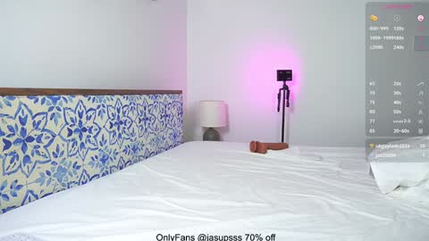 Alex and Max beard online show from 12-20-24, 08:38