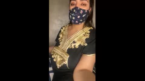 Jassmina  online show from 10-08-25, 08:17