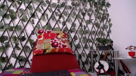 JKing  online show from 10-01-25, 01:17