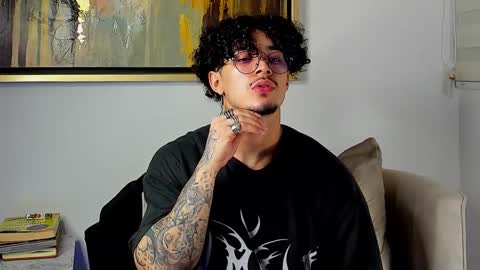 Lil Dark online show from 11-08-25, 04:23