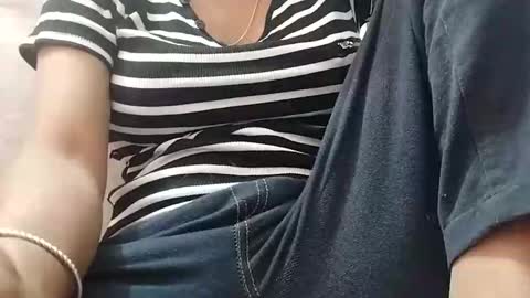 Snapshot of jasspreettt chatting on 11-11-25, 06:46 jasspreettt online show from 11-11-25, 06:46