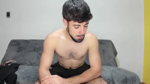 Javier  online show from 04-26-26, 08:39