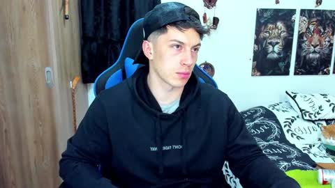 Javier online show from 12-04-24, 10:08