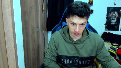 Javier online show from 12-28-24, 01:50