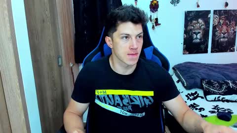 Javier online show from 02-19-25, 06:21