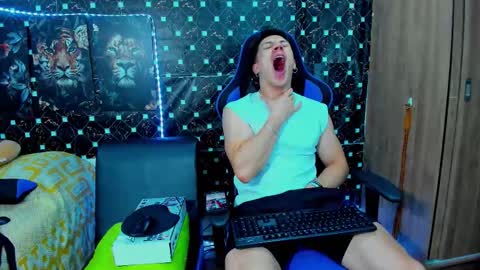 Javier online show from 10-02-25, 10:06