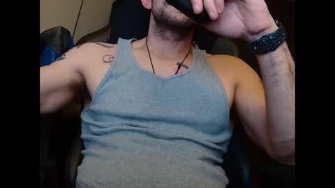 jaxjohnson12 online show from 10-26-25, 04:40