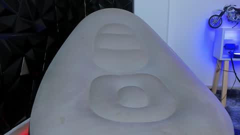 Michael online show from 03-11-25, 07:36