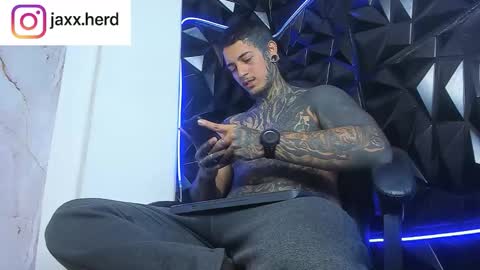 Michael online show from 09-19-25, 03:34