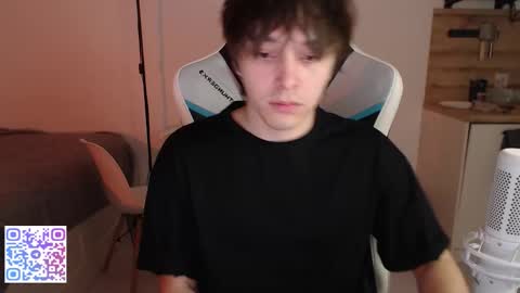 Jayce online show from 10-05-25, 05:33