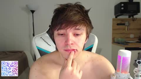 Jayce online show from 12-15-25, 02:49