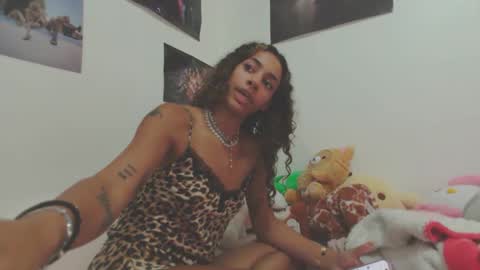Snapshot of jayceejoness chatting on 02-27-26, 01:27 Jaycee online show from 02-27-26, 01:27