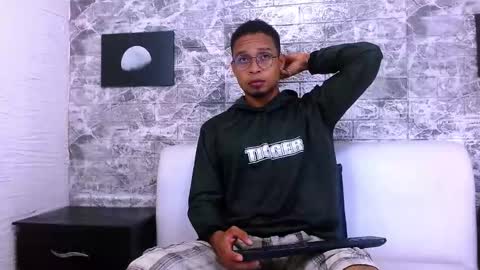 Snapshot of jayden_morris chatting on 10-23-25, 11:09 Jayden Morris online show from 10-23-25, 11:09