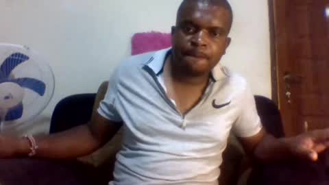 Snapshot of jaydencute96 chatting on 02-15-25, 12:15 jay online show from 02-15-25, 12:15