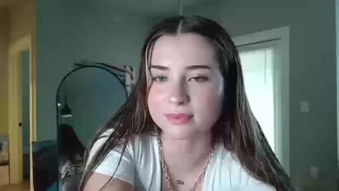 Snapshot of jaydesilver2 chatting on 09-13-25, 10:53 Jayde online show from 09-13-25, 10:53