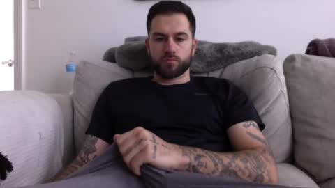 jayg333 online show from 05-01-26, 01:59