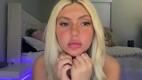 Snapshot of jaylanicruz chatting on 03-13-26, 06:31 Jaylani online show from 03-13-26, 06:31