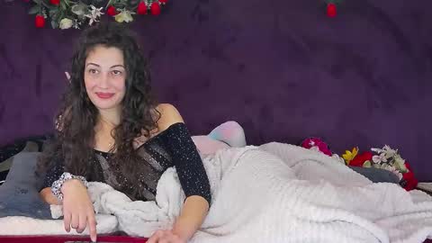 Jayllene online show from 11-17-25, 09:26