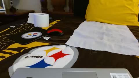 Snapshot of jayscott57 chatting on 12-16-25, 07:41 Jay online show from 12-16-25, 07:41